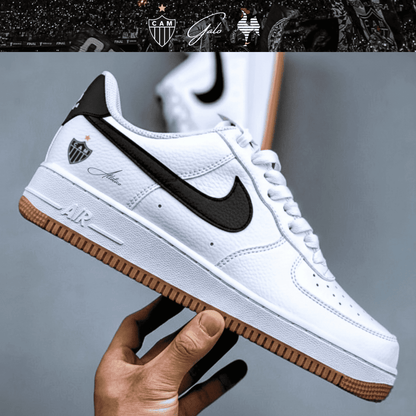 Exclusivo: Tênis Air Force White Black Obsidian Signature Customizado Galo 2026 + *BRINDE 1x Caneca Oficial* - EDIÇÃO LIMITADA