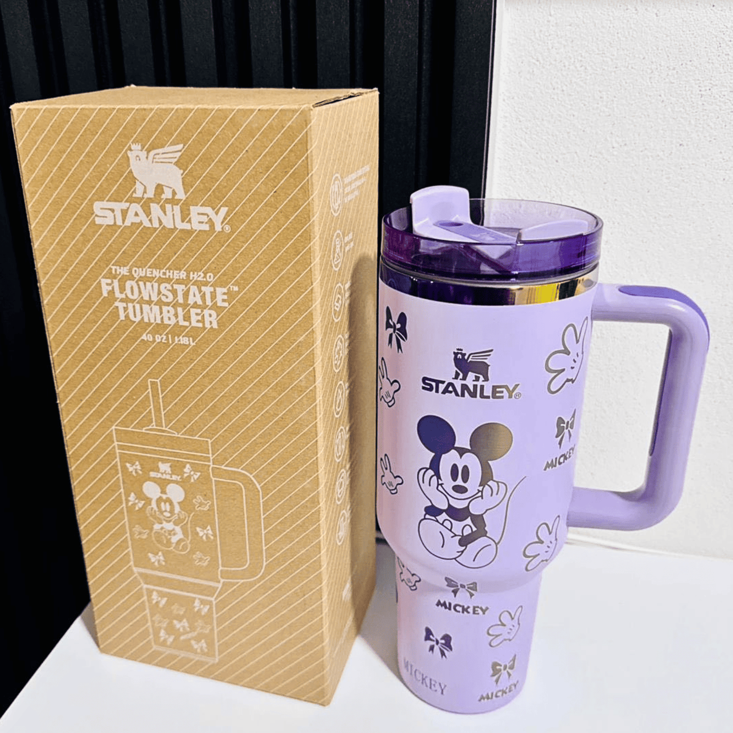 Exclusivo: Garrafa Térmica 1.2L Edição Especial Mickey Minnie Donald Customizada Gravação Laser + *BRINDE 1x Chaveiro Exclusivo* - EDIÇÃO LIMITADA