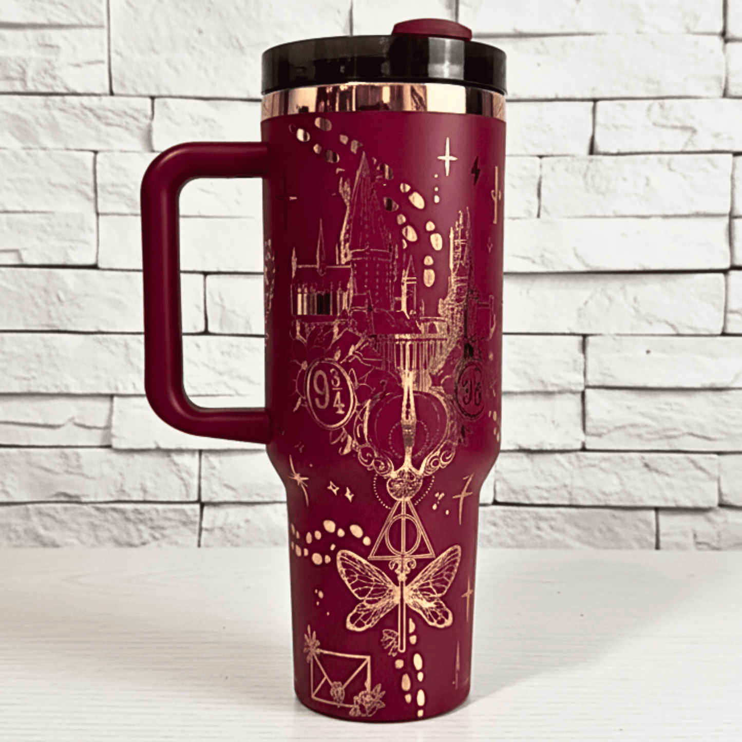 Exclusivo: Garrafa Térmica 1.2L Edição Especial HP Dourada e Metalizada Customizada Gravação Laser + *BRINDE 1x Chaveiro Exclusivo* - EDIÇÃO LIMITADA